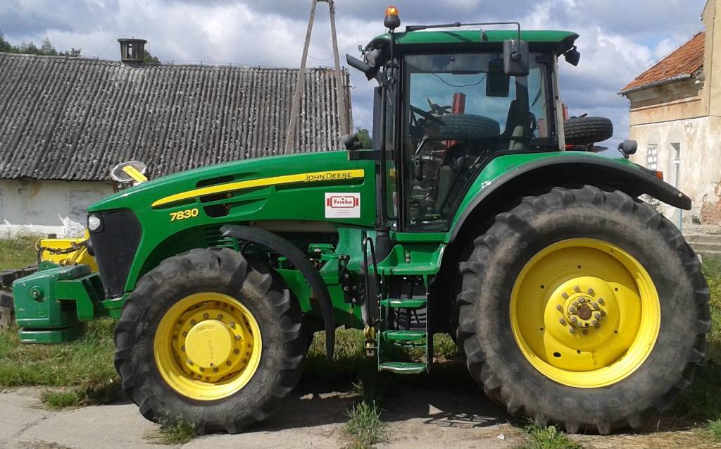 Новый Трактор John Deere TRAKTOR 7R на продажу, ID: 