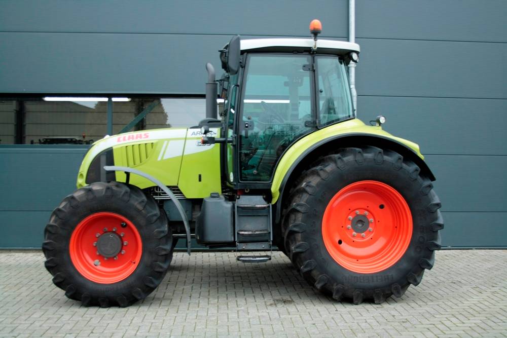 CLAAS Arion