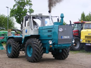 Универсальный трактор Т-150 технические характеристики